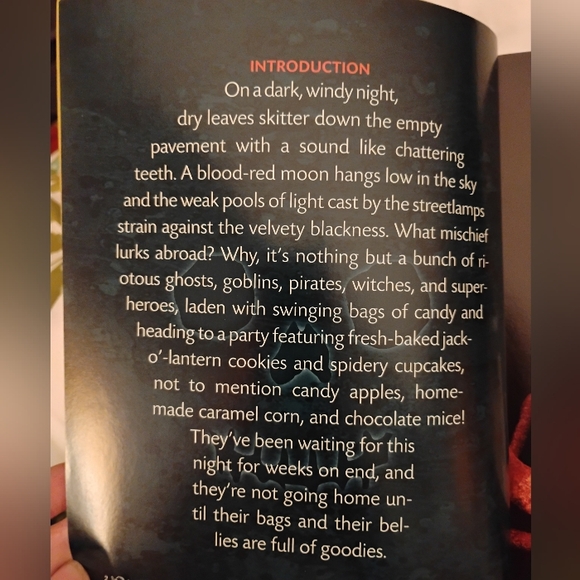 "Ghoulish Goodies"- a frightful Halloween cookbook - Picture 9 of 10